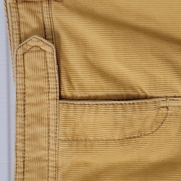 Loft Petites, Size 2P Sunflower Yellow Corduroy Mini Skirt, Gently Used Cond. - Picture 2 of 11